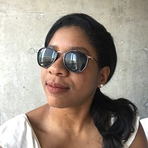 Meet your Posher, Fergie